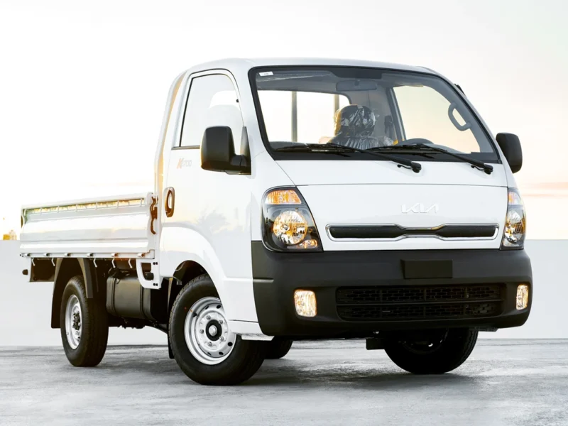Kia K2700
