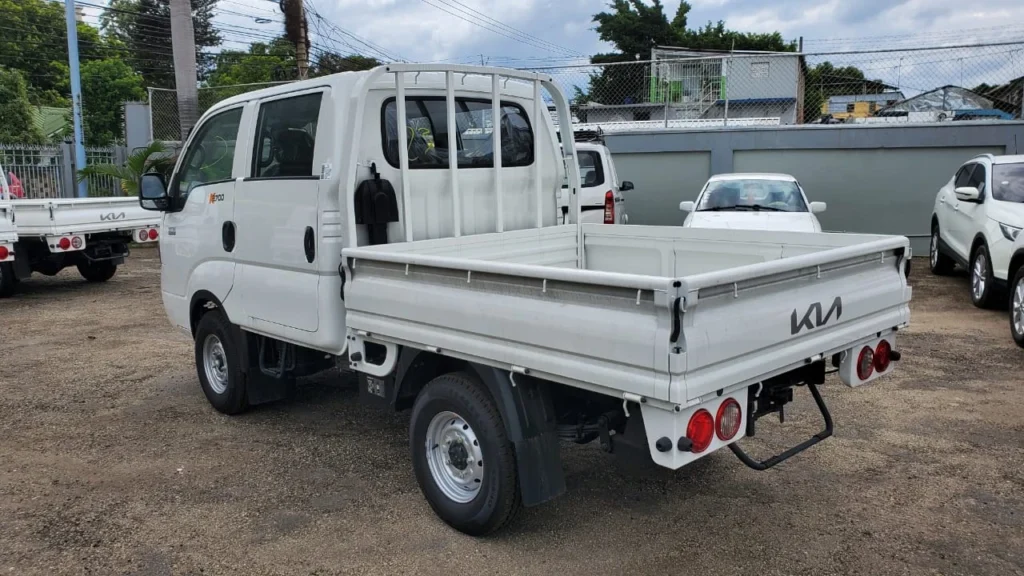 Kia K2700 como transporte comercial